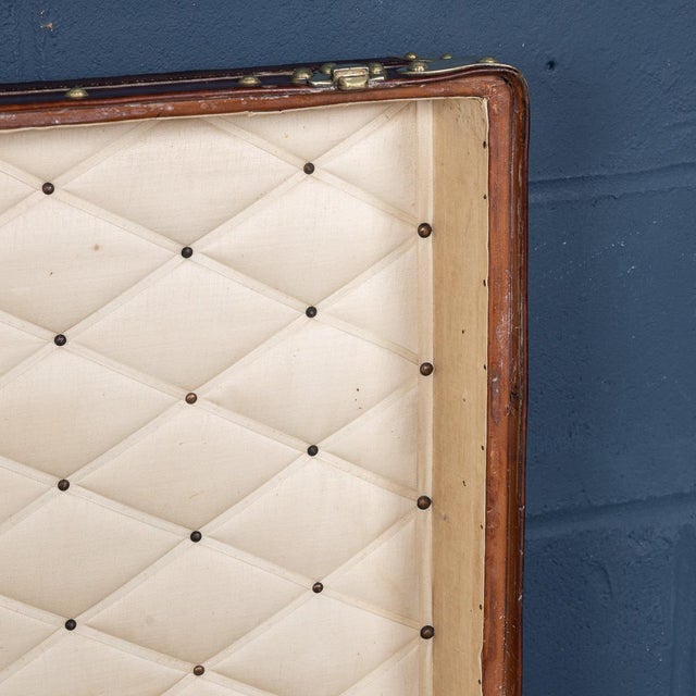 Antique 19th Century Louis Vuitton Courier Trunk in Woven Canvas, France, 1896 For Sale - Image 16 of 18