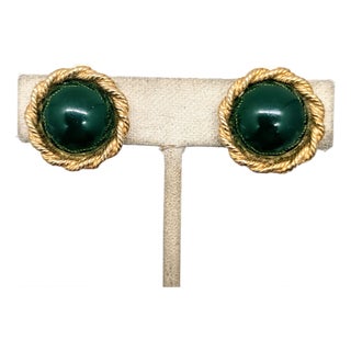 Vintage 1950s Signed Hattie Carnegie Round Goldtone Cabochon Faux-Dark Green Jade Clip Earrings-2 Pieces For Sale