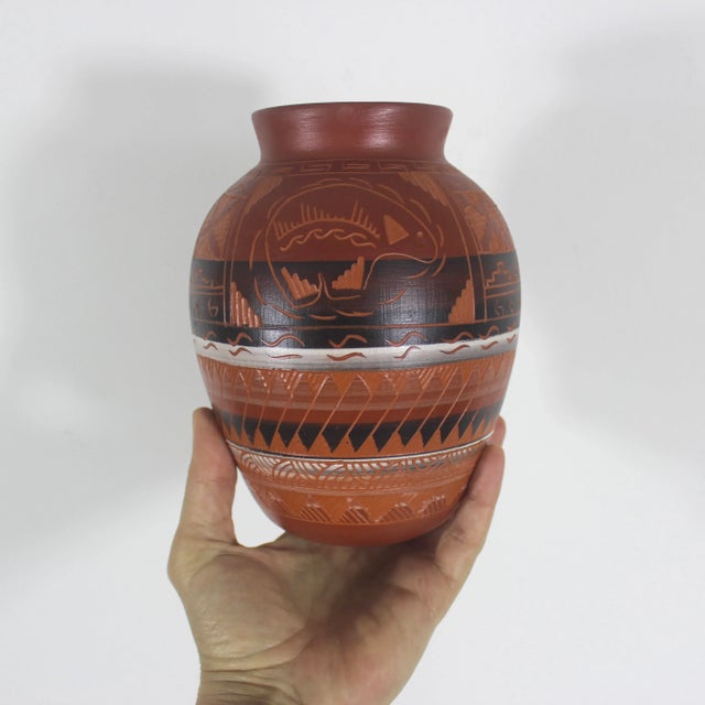 Vintage Signed Marked Navajo Bear Clay Vase Hand Painted Etched For Sale - Image 6 of 8