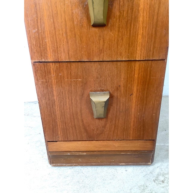 Vintage American Modern Two-Drawer Nightstand For Sale - Image 18 of 18