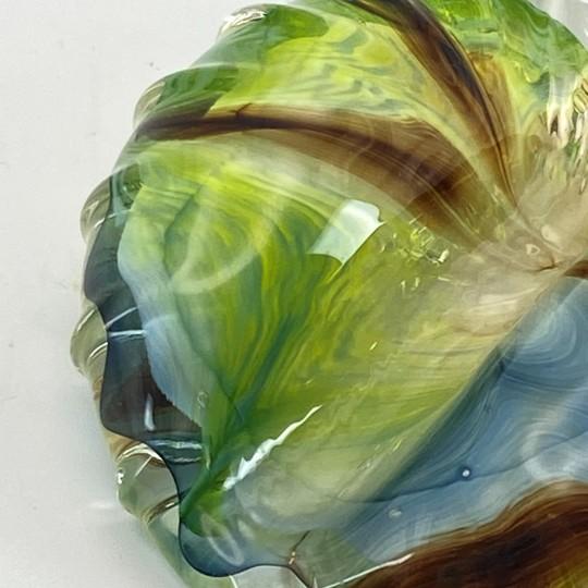 Small Cowrie Shell Paperweight, Seashell Glass Sculpture/Figurine (Vintage Art Glass) For Sale - Image 10 of 14