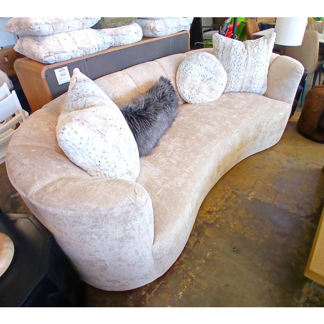 Laguna 92" Crushed Velvet Sofa For Sale In Los Angeles - Image 6 of 6