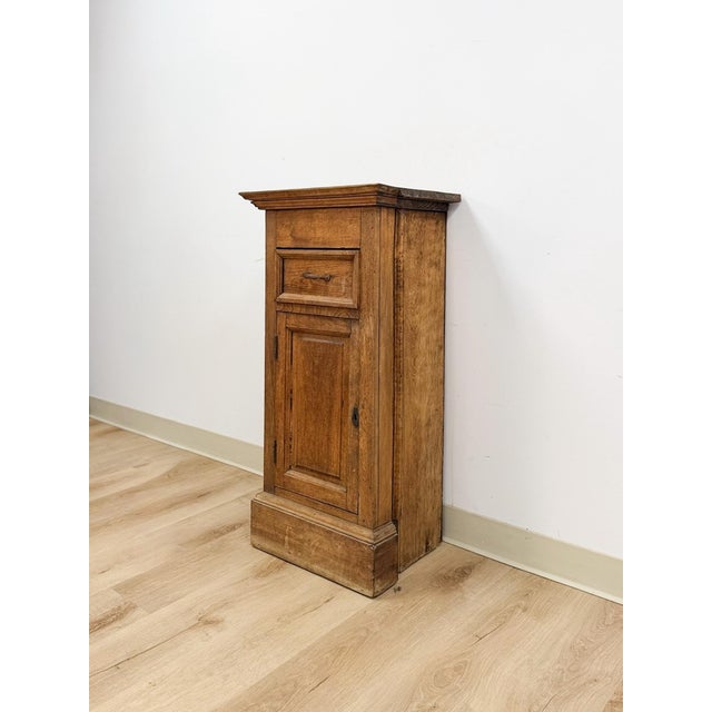 Farmhouse Antique Pedestal Primitive Rustic Provincial European Wood Display Stand For Sale - Image 3 of 13