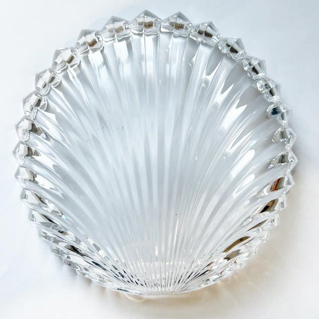 Villeroy & Boch Round Vintage Villeroy & Boch Glass Scalloped Shell Trinket Dish For Sale - Image 4 of 4
