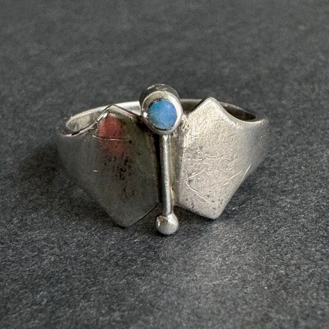 Vintage Opal Sterling Silver Modernist Ring MCM Butterfly Size 7 - 7.5 For Sale - Image 4 of 11
