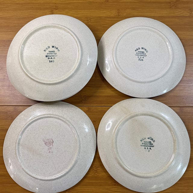 Red Wing Pottery 1950s Mid-Century Modern Red Wing Pottery "Random Harvest" Futura Lunch Plates - Set of 6 For Sale - Image 4 of 10