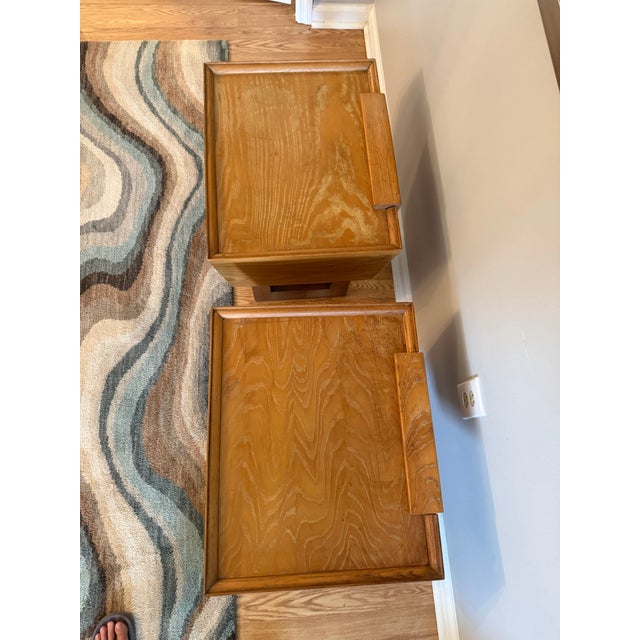 Rare Mid-Century California Modern Trapezoid Bedside End Tables by Paul Laszlo for Brown Saltman - A Pair For Sale - Image 9 of 10