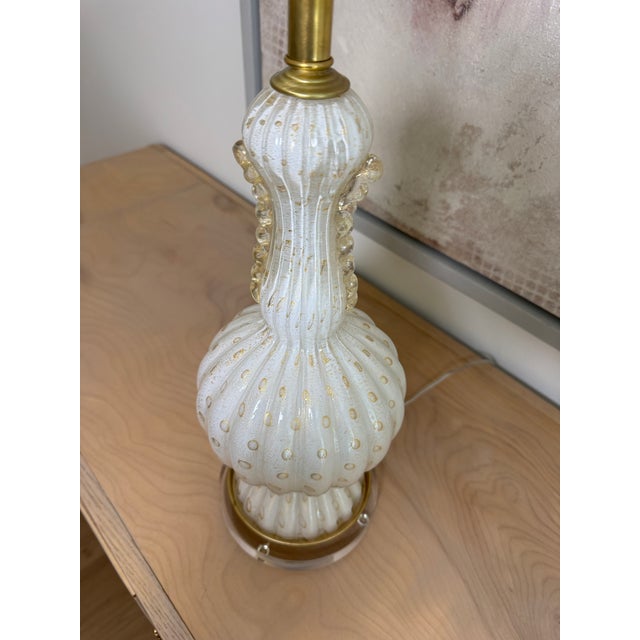 Ivory Vintage Murano Ivory Lamps With Controlled Bubbles and Ruffle Detail – A Pair For Sale - Image 8 of 8