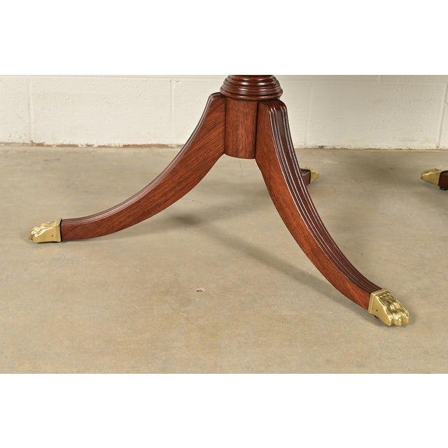 Ethan Allen Georgian Banded Mahogany Double Pedestal Extension Dining Table, Newly Refinished For Sale - Image 12 of 15