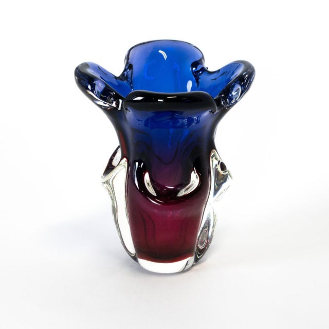 Glass 1960s Czech Art Glass Indigo-Pink Vase Designed by Josef Hospodka for Chribska Glassworks For Sale - Image 7 of 8
