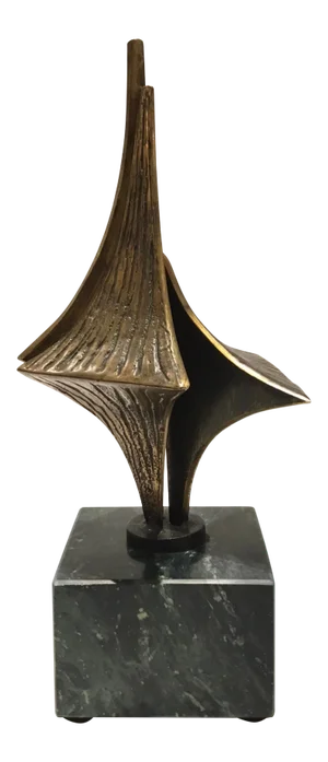 Global Views Modern Triple Arrow Sculpture