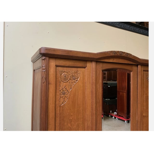 Vintage Art Deco Wardrobe in Oak, 1930 For Sale - Image 3 of 12