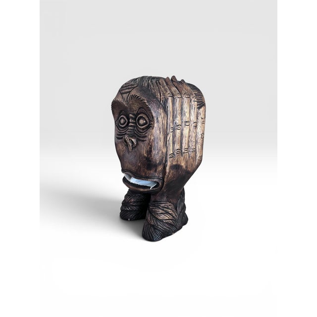1980s Vintage Hand-Carved Monkey Head Wooden Toilet Paper Holder – Tiki Folk Art For Sale - Image 5 of 7