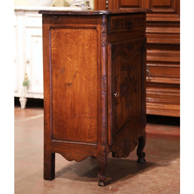 Early 20th Century French Louis XV Carved Oak Jelly From