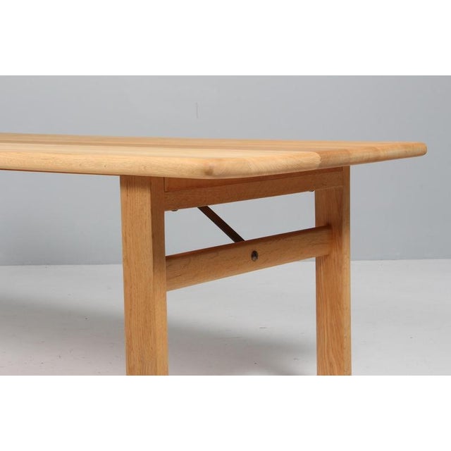 Børge Mogensen Coffee Table in Oil Treated Oak by Børge Mogensen, Denmark, 1960s For Sale - Image 4 of 6