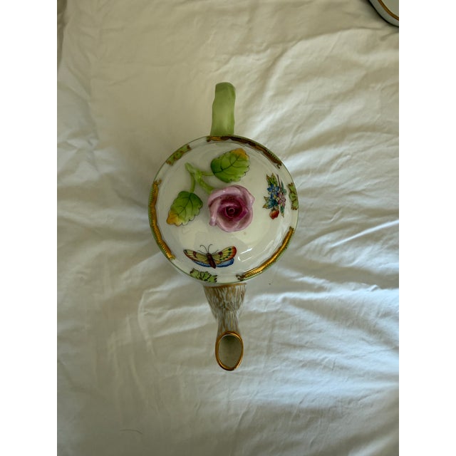 Mid-20th Century Herend Hungary "Queen Victoria" Hand-Painted Porcelain Tea Service With Serving Tray - 18 pcs For Sale - Image 11 of 12