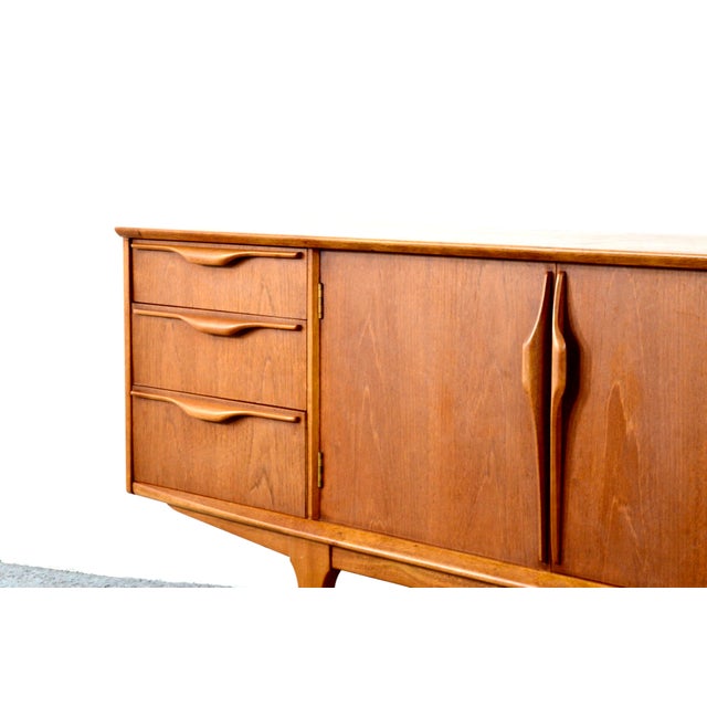 Vintage Teak Sideboard from Jentique, 1960s For Sale - Image 9 of 9
