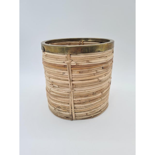 Modern Rattan and Brass Basket, 1970s For Sale - Image 3 of 10