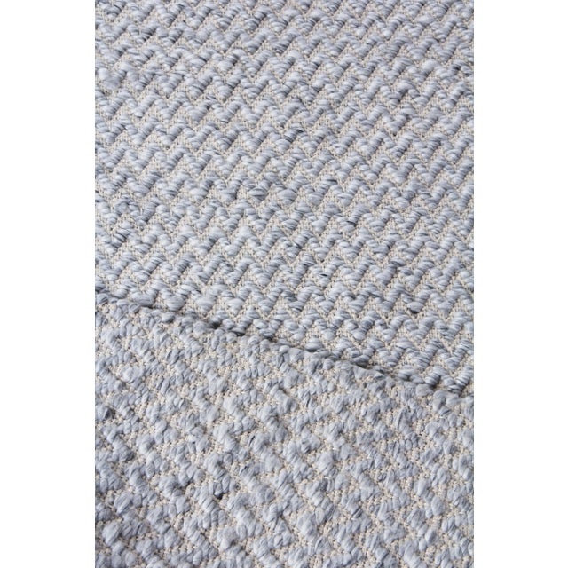 Light Gray Witten Flatweave Polyester/Cotton Light Gray Rug-6'x9" For Sale - Image 8 of 9