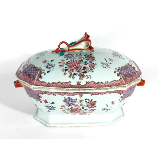 Chinese Export Porcelain Famille Rose Botanical Soup Tureen & Cover For Sale In Philadelphia - Image 6 of 11