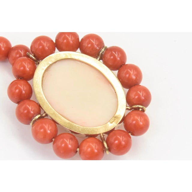 Late 20th Century Orange and Pink Angel Skin Coral Dangling Drop Gold Earrings - 2 Pieces For Sale - Image 10 of 10