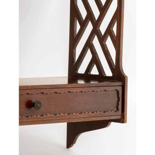 Early 20th Century Chippendale Style Mahogany Wall-Hanging Shelf For Sale - Image 5 of 8