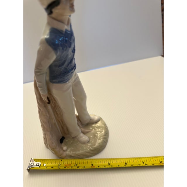 1980s Royal Doulton England "Golfer" Figurine Hn2992 Signed Robert i.tabbenor For Sale - Image 12 of 12