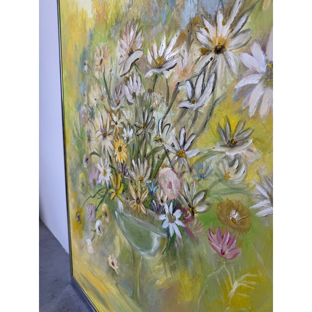 Yellow 1970s Vintage Floral Still Life Oil Painting on Canvas – Framed For Sale - Image 8 of 10