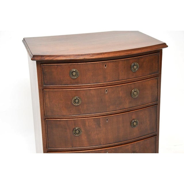 Wood Antique Edwardian Bow-Fronted Chest of Drawers, 1890 For Sale - Image 7 of 12