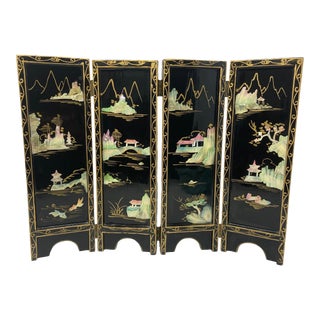 Small Table Top Vintage Black Hand-Painted, Lacquer and Mother of Pearl Chinoiserie Wood Screen For Sale