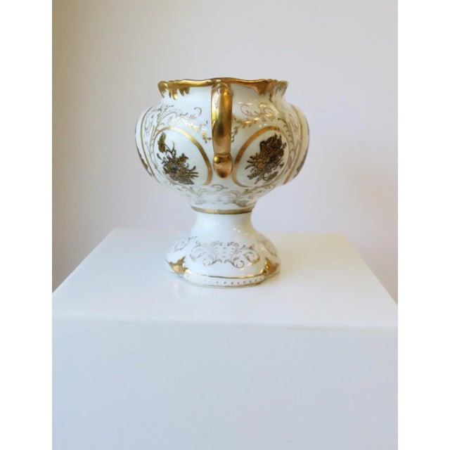 White German Porcelain Jardinière Centerpiece, Neoclassical Style, Circa Early 20th Century For Sale - Image 8 of 12
