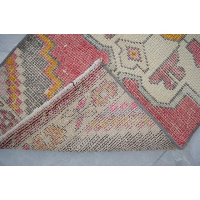 Pink Hand Knotted Door Mat, Entryway Rug, Bath Mat, Kitchen Decor, Small Rug, Turkish Rug - 1′7″ × 3′6″ For Sale - Image 8 of 13