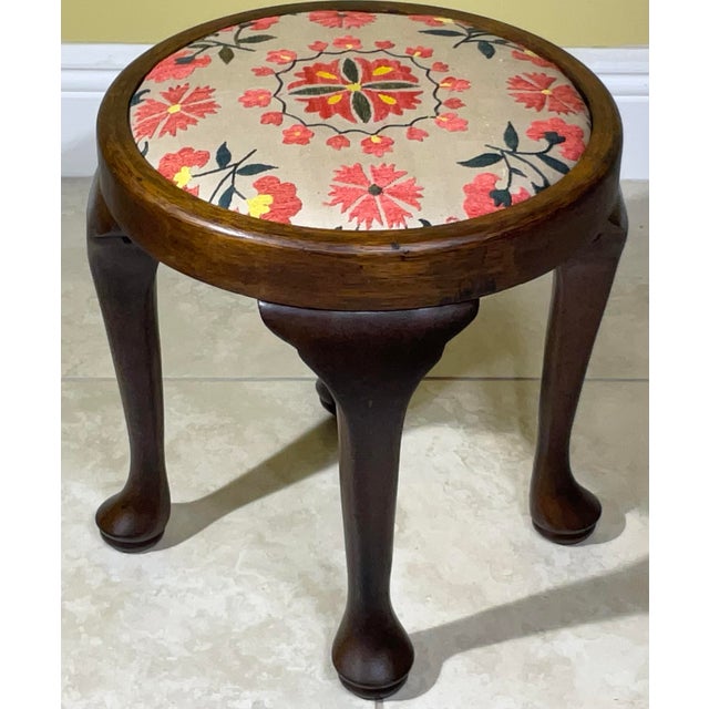 Beautifully Crafted Vintage Victorian-Style Footstool With Suzani Embroidery For Sale - Image 4 of 11