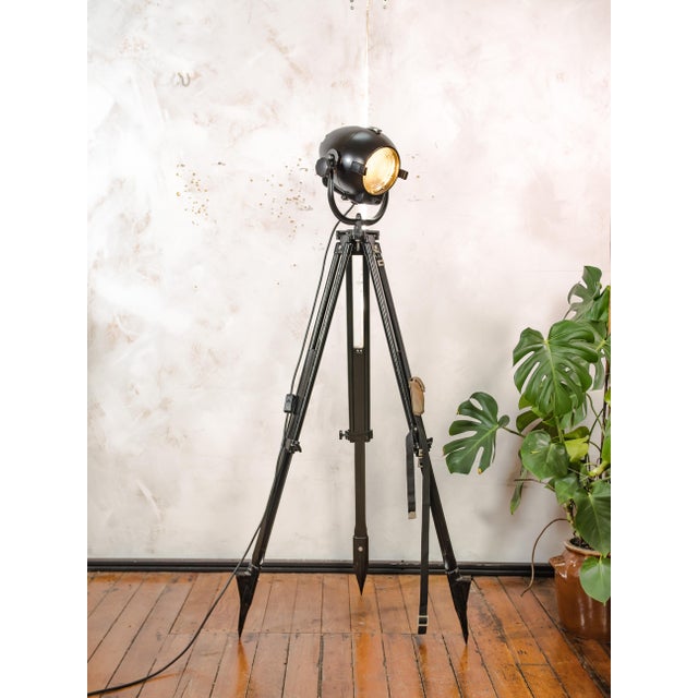 1960s Satin Black Rank Strand Patt 123 Theater Spotlight Floor Lamp with Black Wooden Tripod, 1960s For Sale - Image 5 of 18