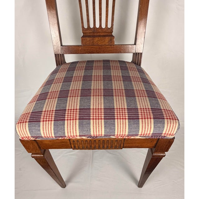 19th Century French Directoire Walnut Side Chair With Pierced Fan-Form Back For Sale In New York - Image 6 of 7