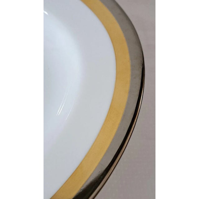 Fitz and Floyd 1980s Fitz & Floyd Platine d'OR Oval Serving Platter with Platinum & Gold Rim For Sale - Image 4 of 10