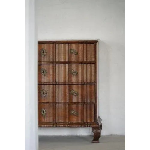 Antique Baroque Oak Chest of Drawers with Cabriole Legs, Late 18th Century For Sale - Image 14 of 18