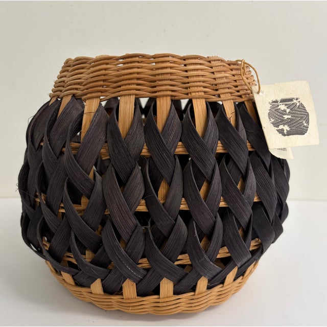 Signed Billy Ruth Sudduth Basket, 1997 – Jacobs Baskets Bakersville Nc For Sale In Orlando - Image 6 of 8