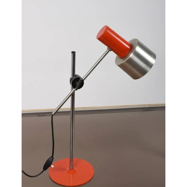 Orange Mid-Century Adjustable Orange Metal and Aluminum Table Lamp by Bruno Gatta for Stilnovo, 1960s For Sale - Image 8 of 11