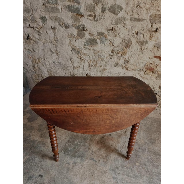 Antique French Walnut Drop-Leaf Round Table, 1890s For Sale - Image 10 of 18