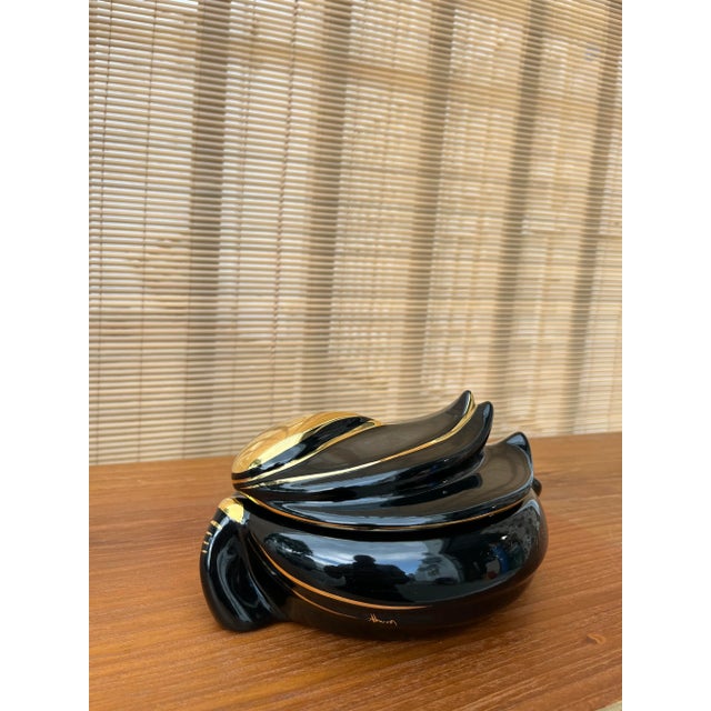 Ceramic Vintage Italian Hand Painted Ceramic Vanity Box Signed by the Artist. For Sale - Image 7 of 13