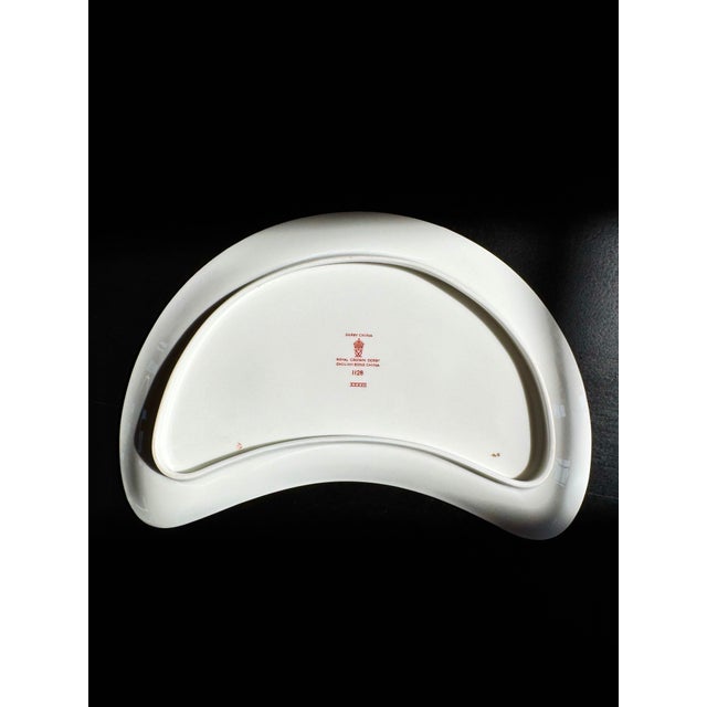 Scarlet 1974 Royal Crown Derby Old Imari ~ Pattern 1128 ~ XXXVII ~ Crescent Serving Dish For Sale - Image 8 of 10