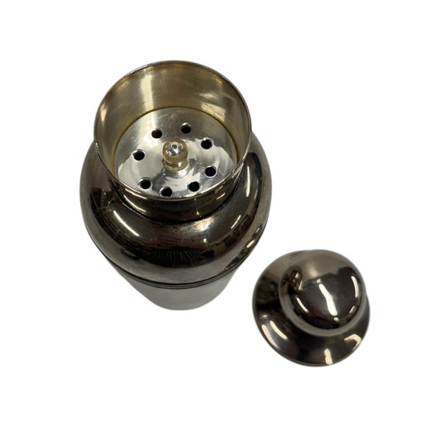 1970s Vintage Art Deco Mid-Century Modern Cocktail Shaker For Sale - Image 5 of 6