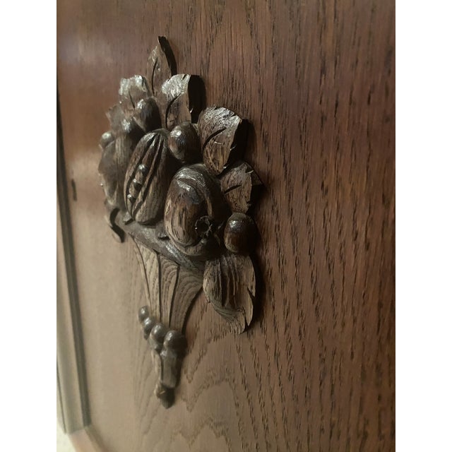 Chestnut Mid 20th Century Exquisite Large Black Forest Style Carved Oak European Buffet/Sideboard With Unique Curved Glass Display For Sale - Image 8 of 18