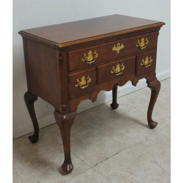 Brown 1980s Henredon Salem sideboard buffet Server Bar Queen Ann solid English Cherry For Sale - Image 8 of 12