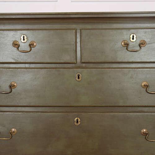 Green English Painted Chest of Drawers, 1810s For Sale - Image 8 of 11