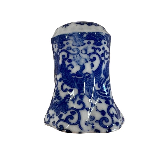 Chinoiserie Mid Century Rising Phoenix Blue / White Single Salt or Pepper Shaker, Japan For Sale - Image 3 of 5