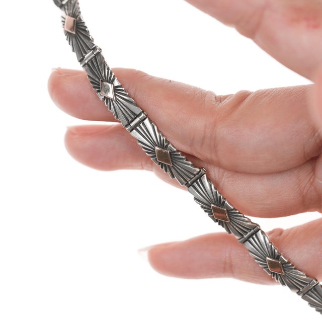 Contemporary 6.5" Pat Bedoni Navajo 14k/Sterling link bracelet For Sale - Image 3 of 9
