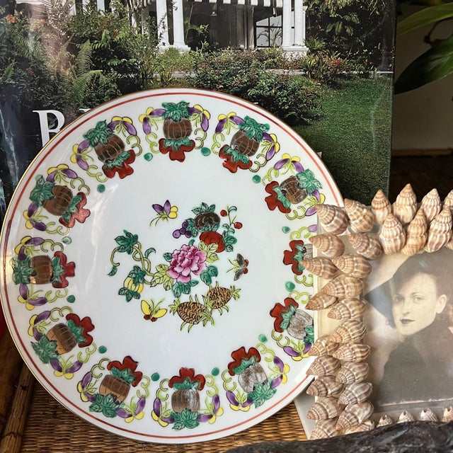 Antique Chinoiserie Famille Rose Porcelain Plate With Pineapple & Floral Motifs For Sale - Image 10 of 10