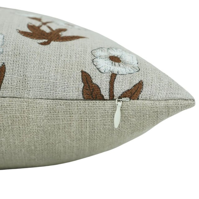 Contemporary Premium Thick Linen Cushion Cover Floral Design 14x14 Inch- Kirti For Sale - Image 3 of 4